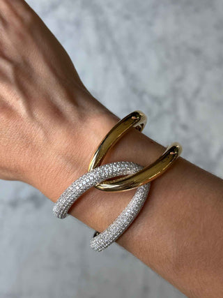 Pavé Lab Grown Diamond Interlocking Bangle Bracelet
