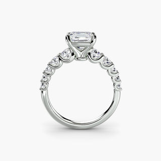LabGrownDiamonds.com diamond engagement ring with graduated round U-prong setting in white gold, featuring a central diamond and side stones.