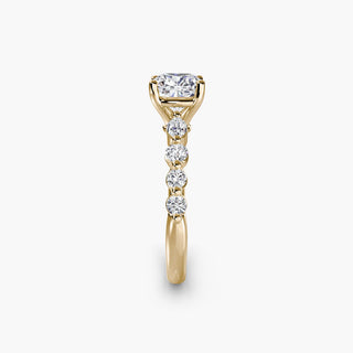 || #metal_yellow gold #diamond shape_cushion