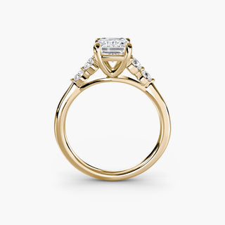 || #metal_yellow gold #diamond shape_emerald