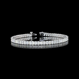 LabGrownDiamonds.com 7 CTW emerald lab-grown diamond tennis bracelet with 11pt stones in white gold, 7-inch length.