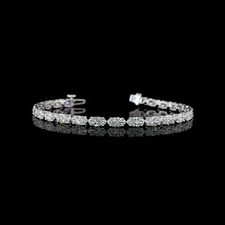 Lab-grown diamond tennis bracelet with 8 carats total weight, east-west design, 26 lab-grown diamonds, white gold, 6.5-inch length