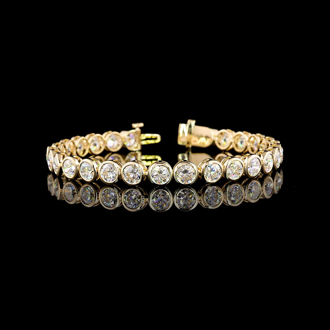 Grande Round Bezel Lab Grown Diamond Tennis Bracelet